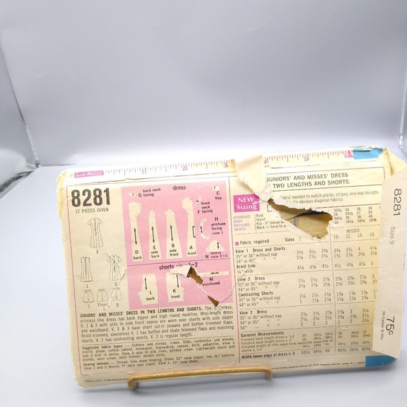 Vintage Sewing PATTERN Simplicity 8281, Junior Misses 1969 Dress in Two Lengths - Picture 2 of 2